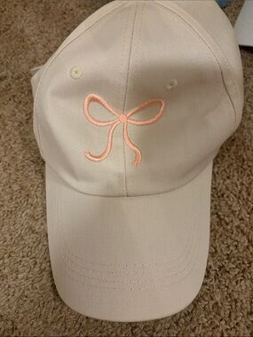 Beige Baseball Cap with Pink Bow Embroidery
